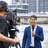 Rokā turams kondensatora mikrofons RØDE Interview Pro Photo 8