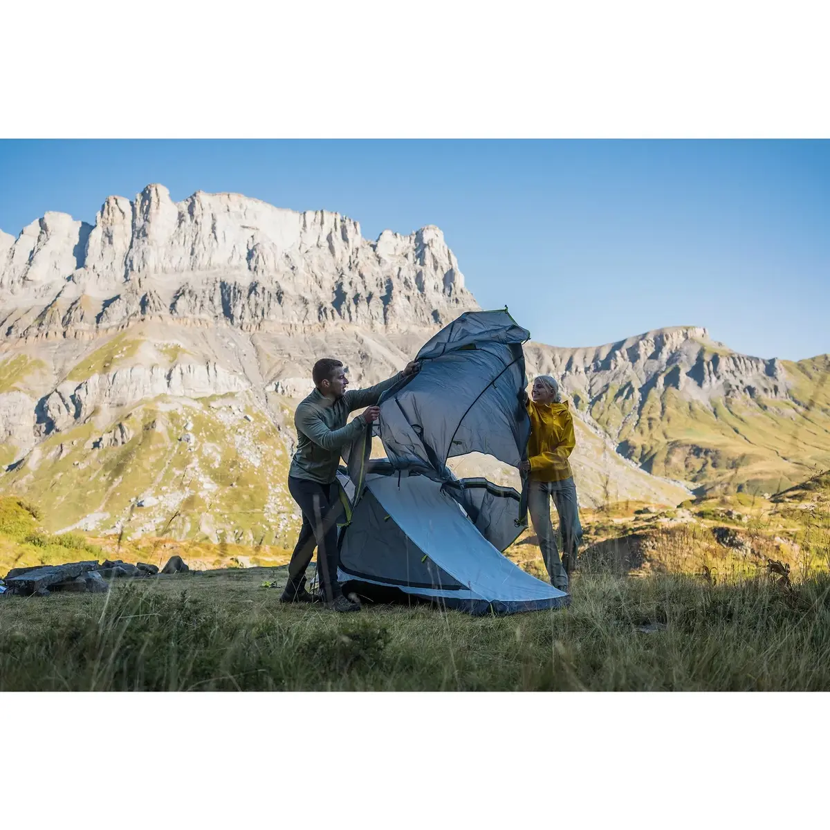 Пирамидальная палатка Coleman Bedrock 2 Photo 2