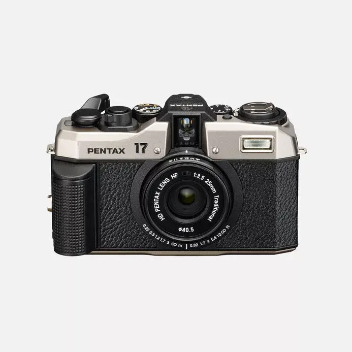 Kompaktā filmu kamera Pentax 17 Photo 3