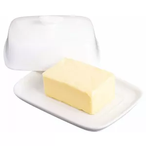 Porcelāna trauks ar vāku KitchenCraft GB40KCBUTCOVCER — balta keramikas sviesta trauks 18×13.5×7.5 cm