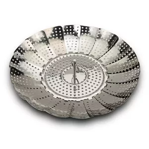 Frying pan NAVA GR0210-202-021 28 cm — foldable handle, non-stick coating