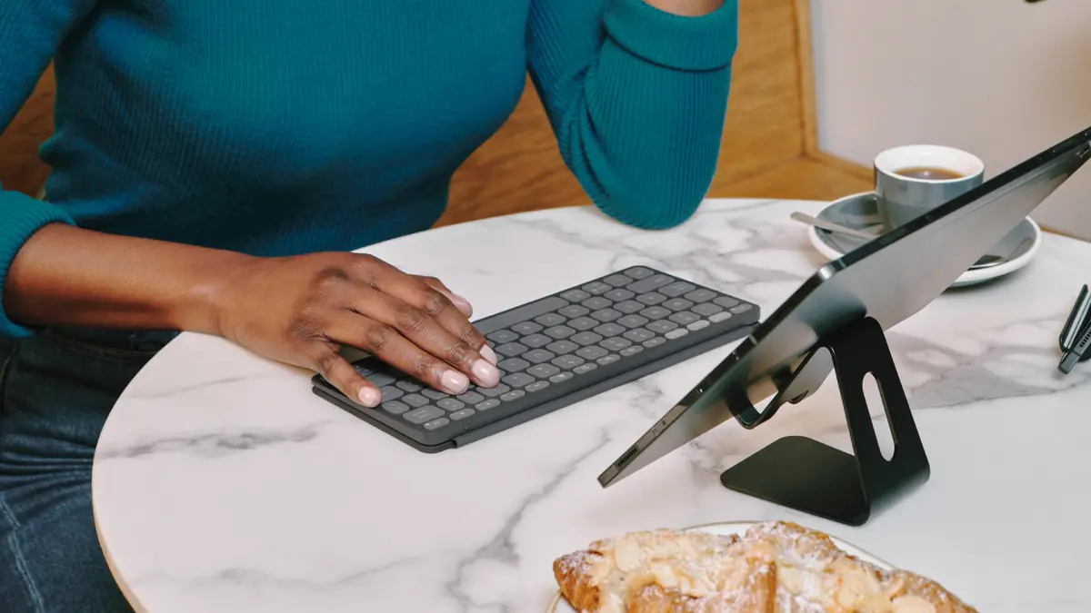 Logitech Keys-To-Go 2 Bezvadu Bluetooth Tastatūra