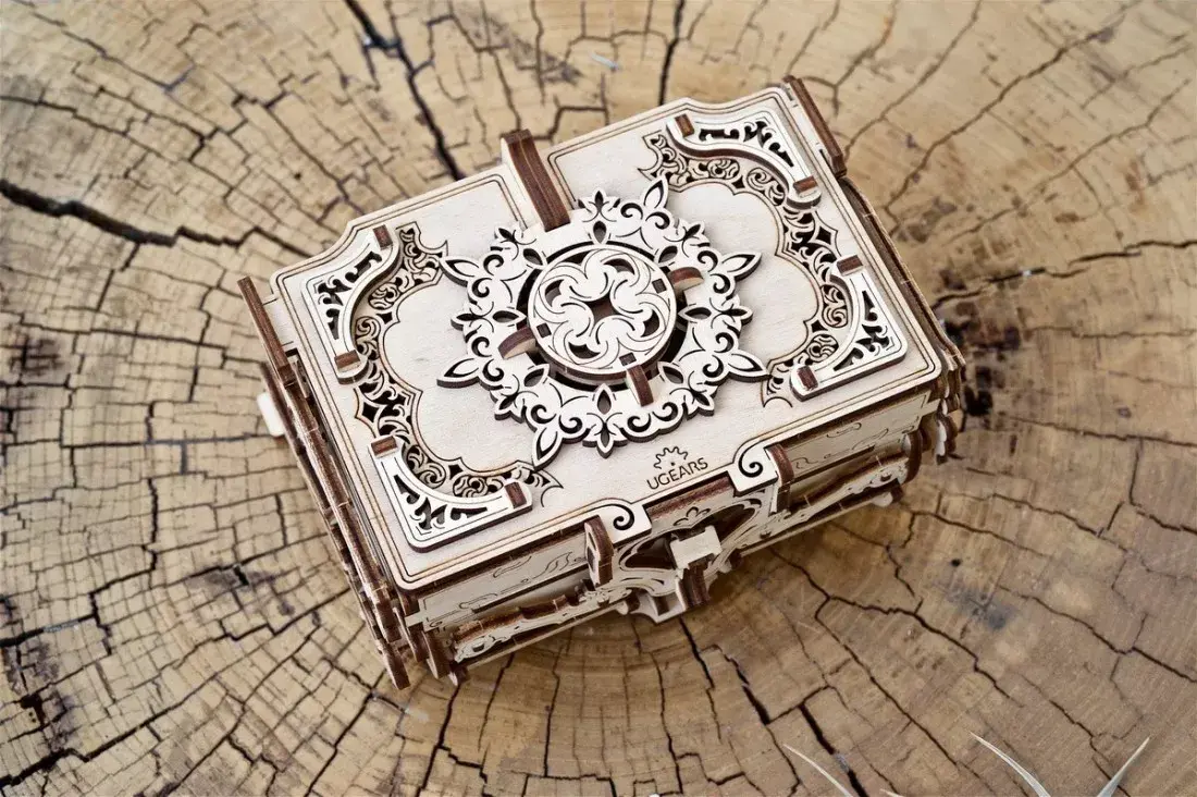 3D Puzzle UGears Antique Box Photo 13