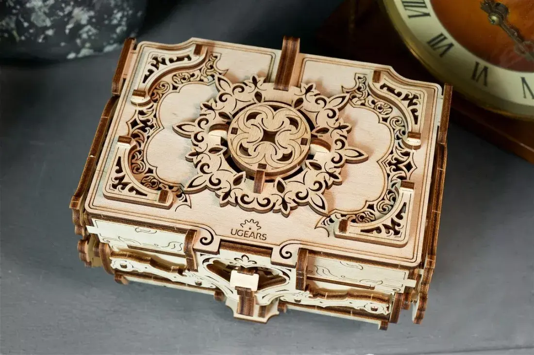 3D Puzzle UGears Antique Box Photo 19