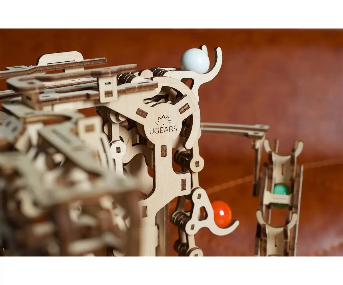 UGears Marble Run Chain Hoist модель набор Photo 14