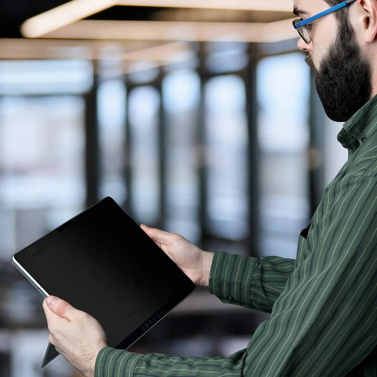 StarTech.com Privacy Screen Filter for Surface Pro Photo 5