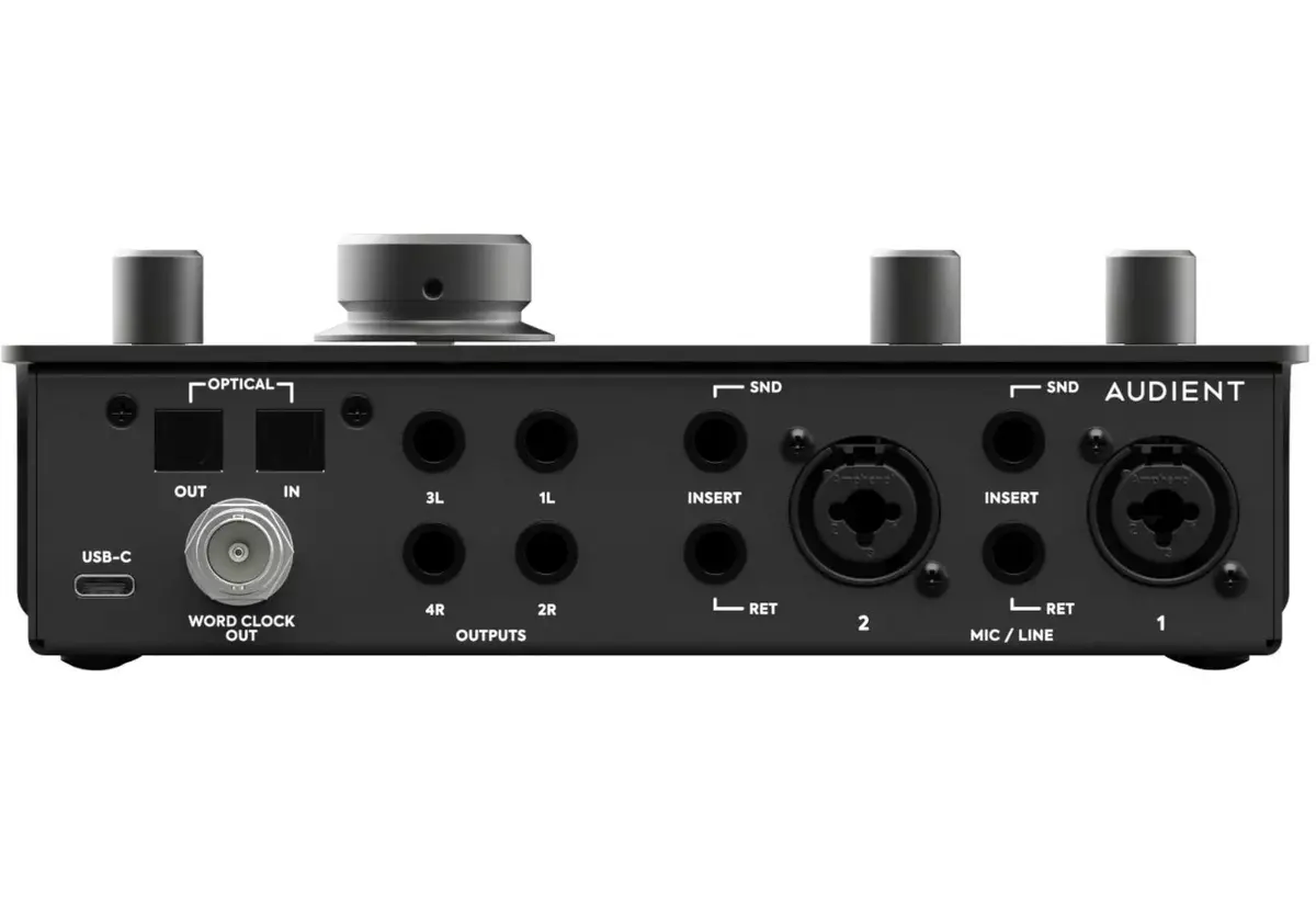 Audient iD24 audio interface Photo 3