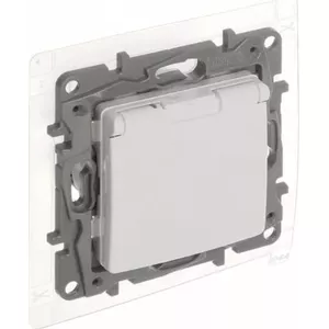 Socket outlet Legrand LE-764537 — single electrical wall socket (Legrand)