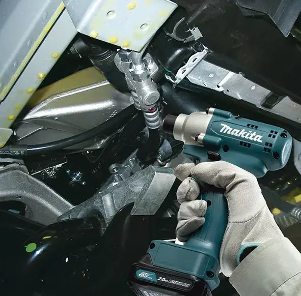 Ударный ключ Makita 12V 135Nm TD112DMZ Photo 3