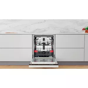 Dishwasher Whirlpool WIF 5O41 PLEGTS Fully built-in 14 place settings C