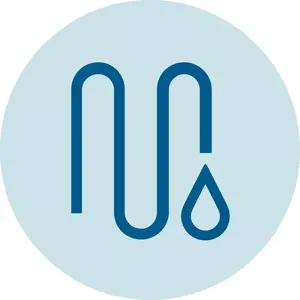 Clear water optimally purified by the Philips original water flow