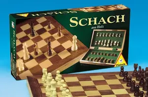 Шахматы настольные Piatnik модель 38985 — классические 32 фигуры, дерево