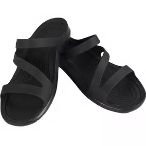 Женские шлепанцы Crocs Swiftwater Sandal W черный 203998 060 36-37