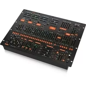 Analog Synthesizer Behringer 2600 37-key Semi-modular — monophonic, patchable voice