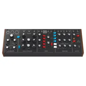 Synthesizer Behringer Model D Black Housing colour Black Power source DC AC