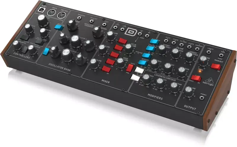 Synthesizer Behringer Model D Photo 3