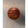 Баскетбольный мяч Spalding Neverflat Max Photo 6