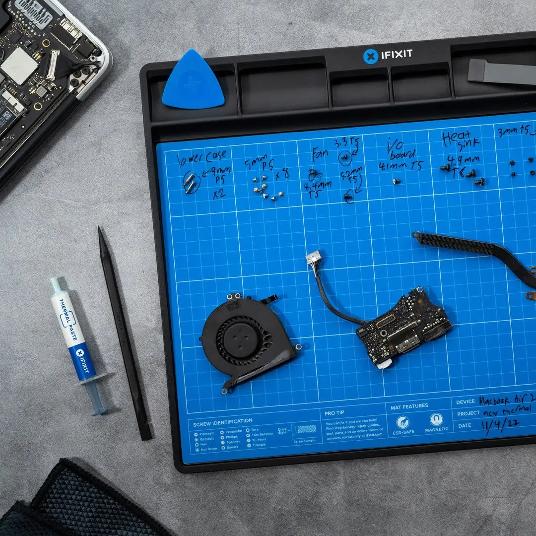 Magnetic mat iFixit FixMat 1 Photo 4