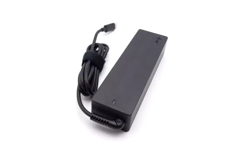i-tec Metal SB-C Ergonomic 4K Docking Station Photo 6