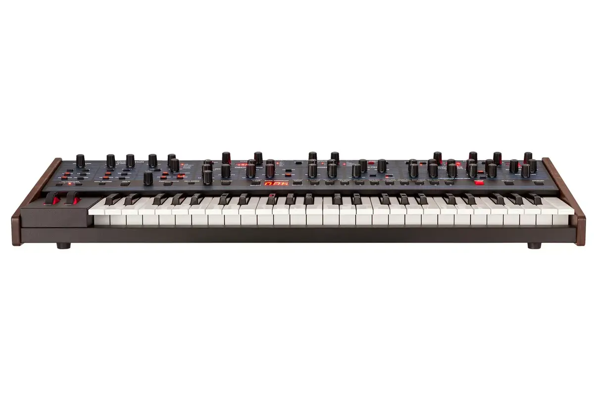 Sequential OB-6 аналоговый синтезатор 6 голосов Photo 2
