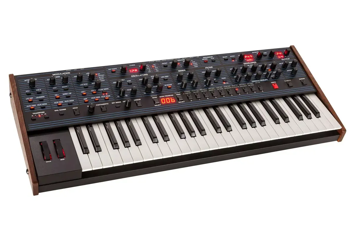 Sequential OB-6 аналоговый синтезатор 6 голосов Photo 5