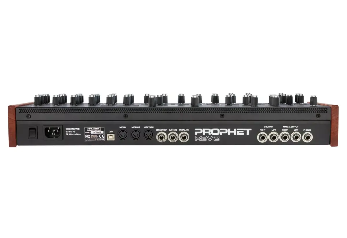Sequential Prophet Rev2 Desktop 16‑голосный синтезатор Photo 5
