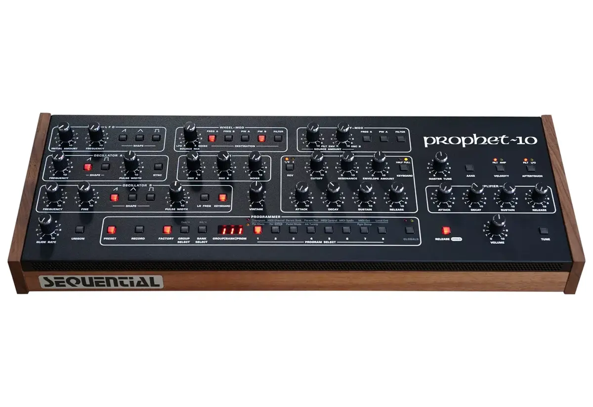 Sequential Prophet-10 Desktop SEQ 1110 analogue synthesiser Photo 2