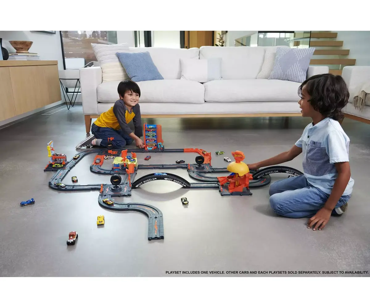 Spēļu automašīnu trase Hot Wheels City Downtown Track Set Assortment Photo 2