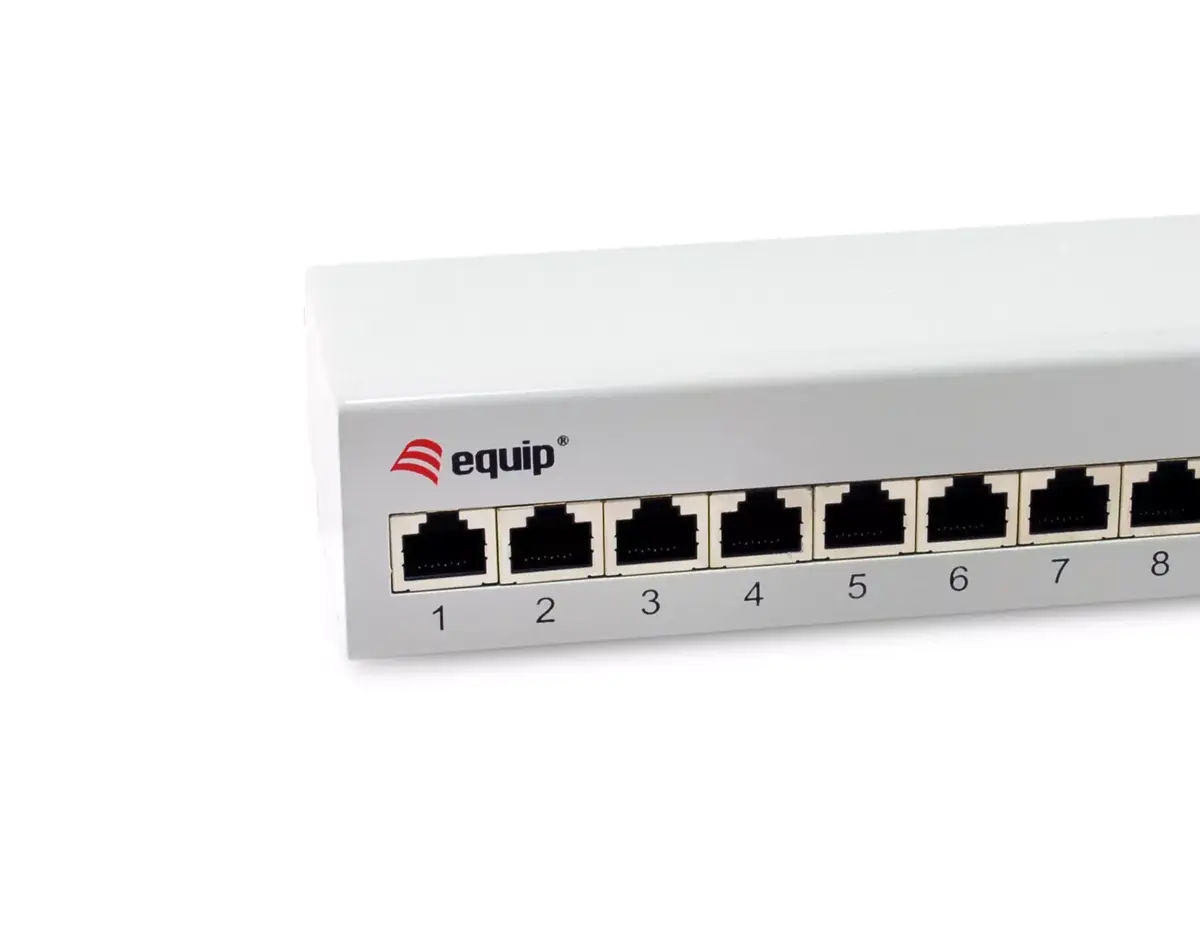 Patch Panel Equip 326522 Photo 3