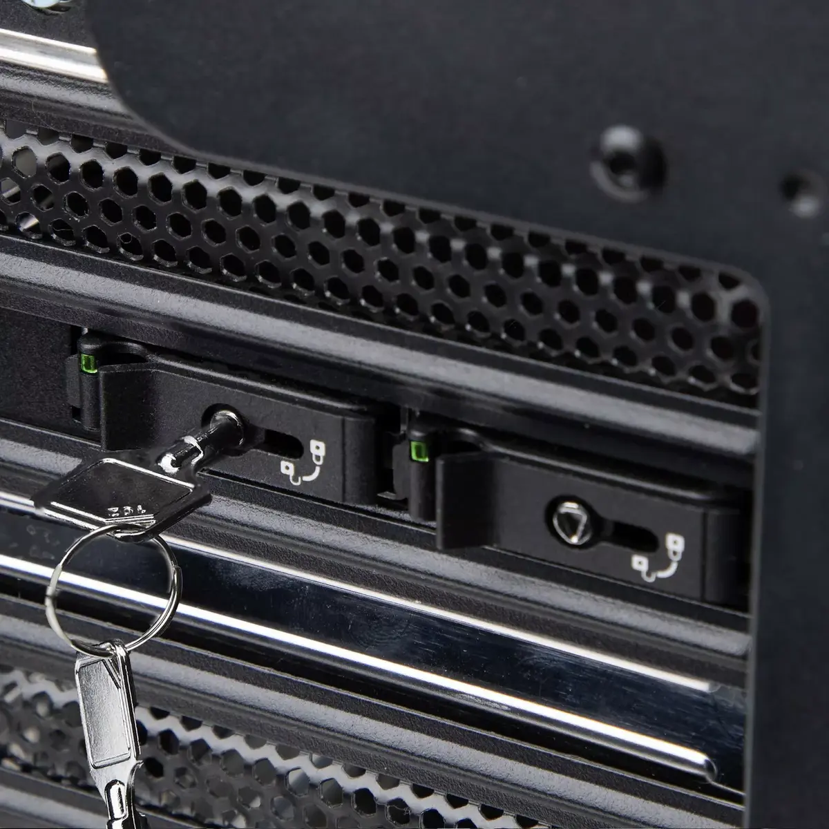 Storage drive tray StarTech.com TR-M2-REMOVABLE-PCIE Photo 8
