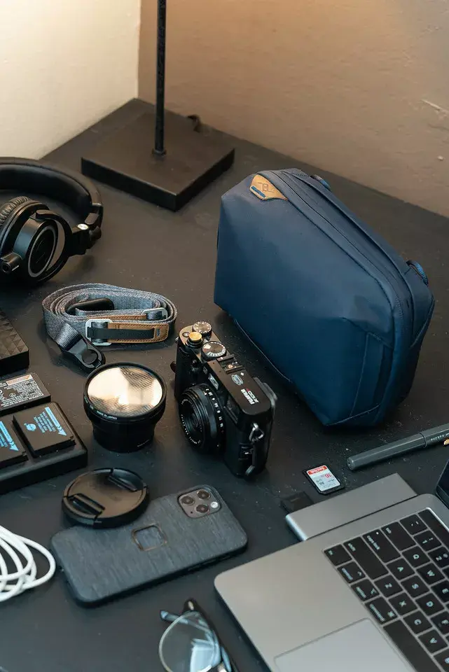 Peak Design BTP-MN-3 Travel Tech Pouch Photo 8
