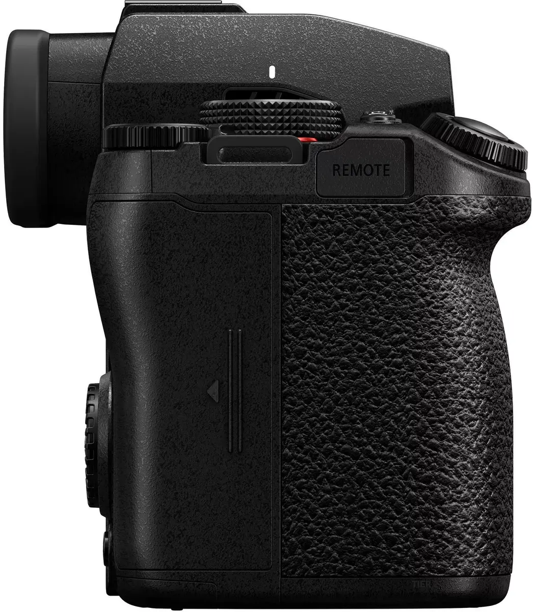 Panasonic Lumix DC-S5 II mirrorless camera 24–105mm Photo 8