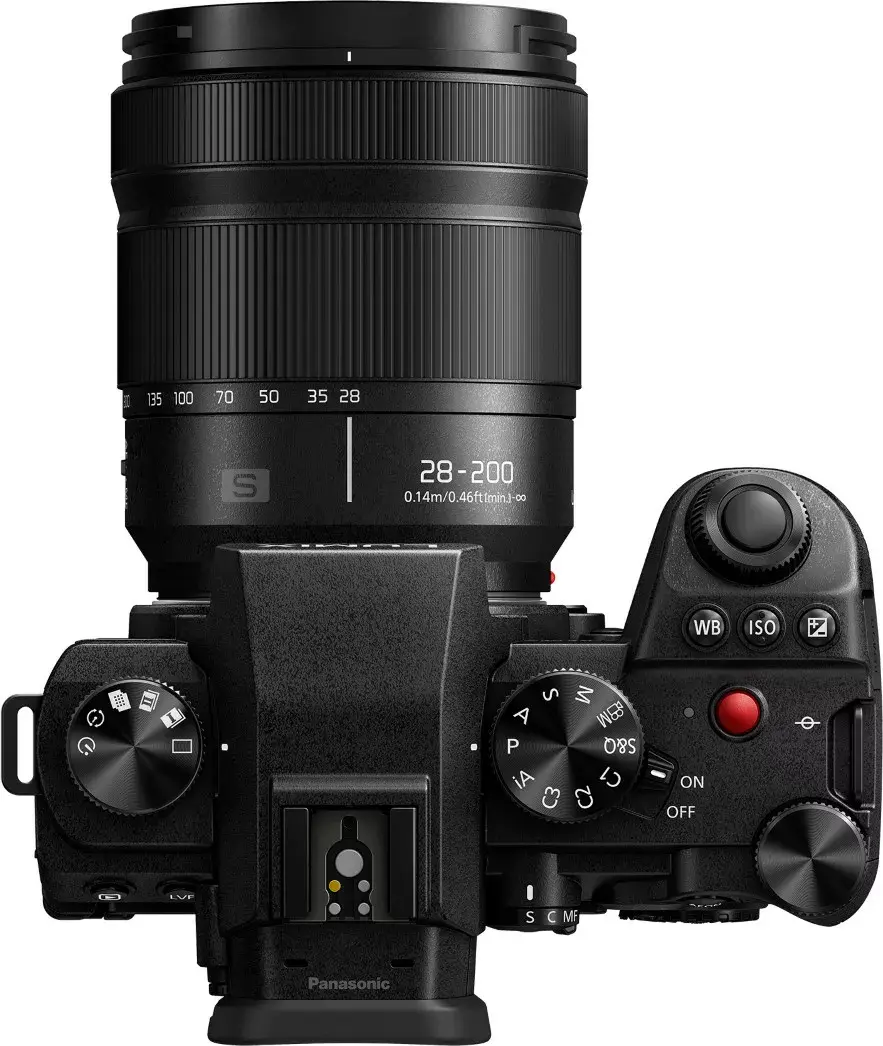 Объектив Panasonic Lumix S 28-200mm f/4-7.1 Macro O.I.S. Photo 4