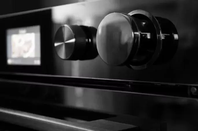 Kluge KTE1040B встраиваемая электрическая духовка Photo 3