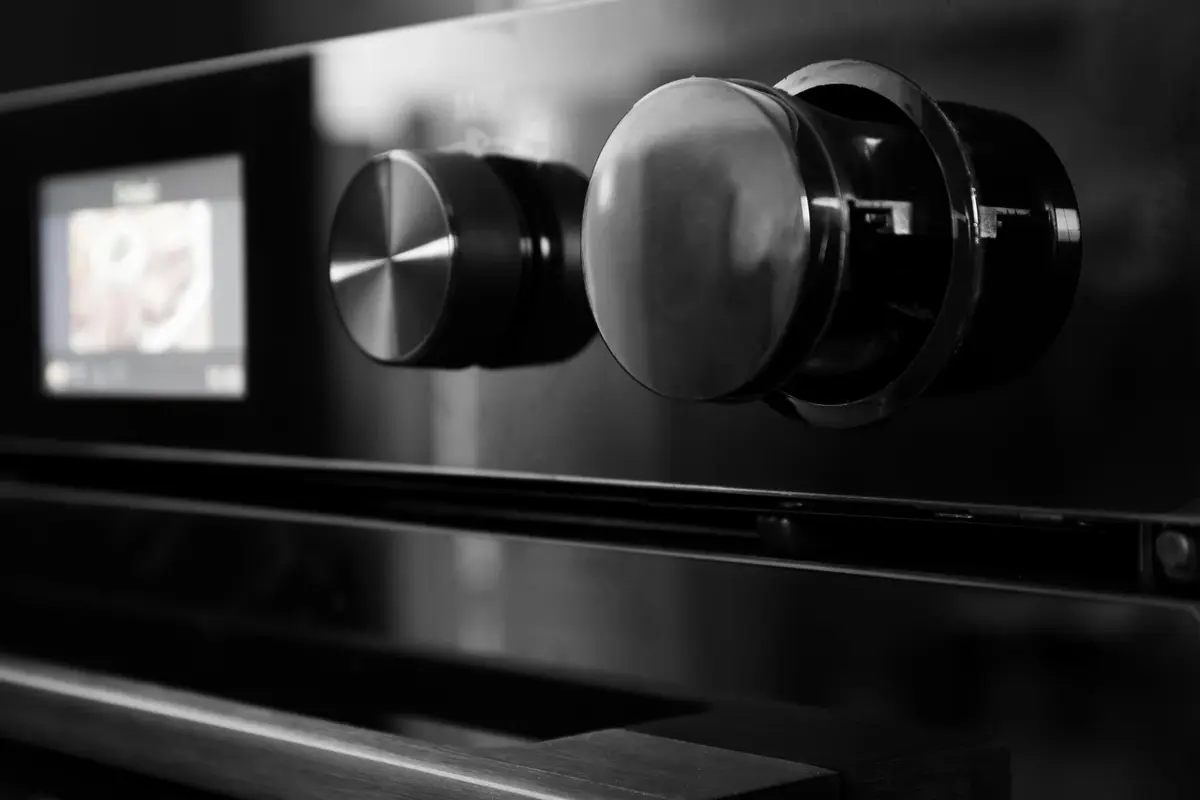 Kluge KTE1040B built-in electric oven Photo 4