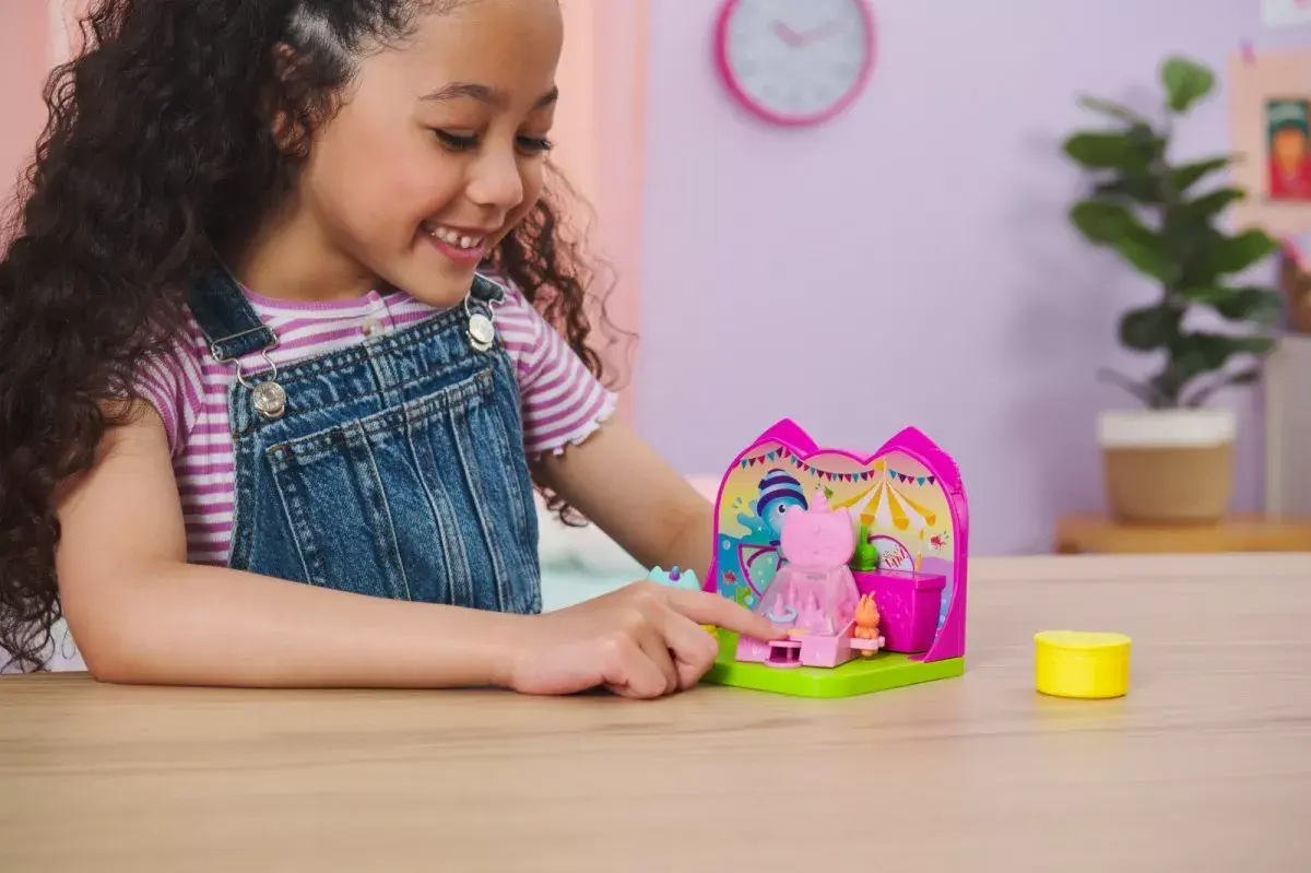 Spin Master Gabby's Dollhouse Carnival Room — figūru komplekts Photo 5