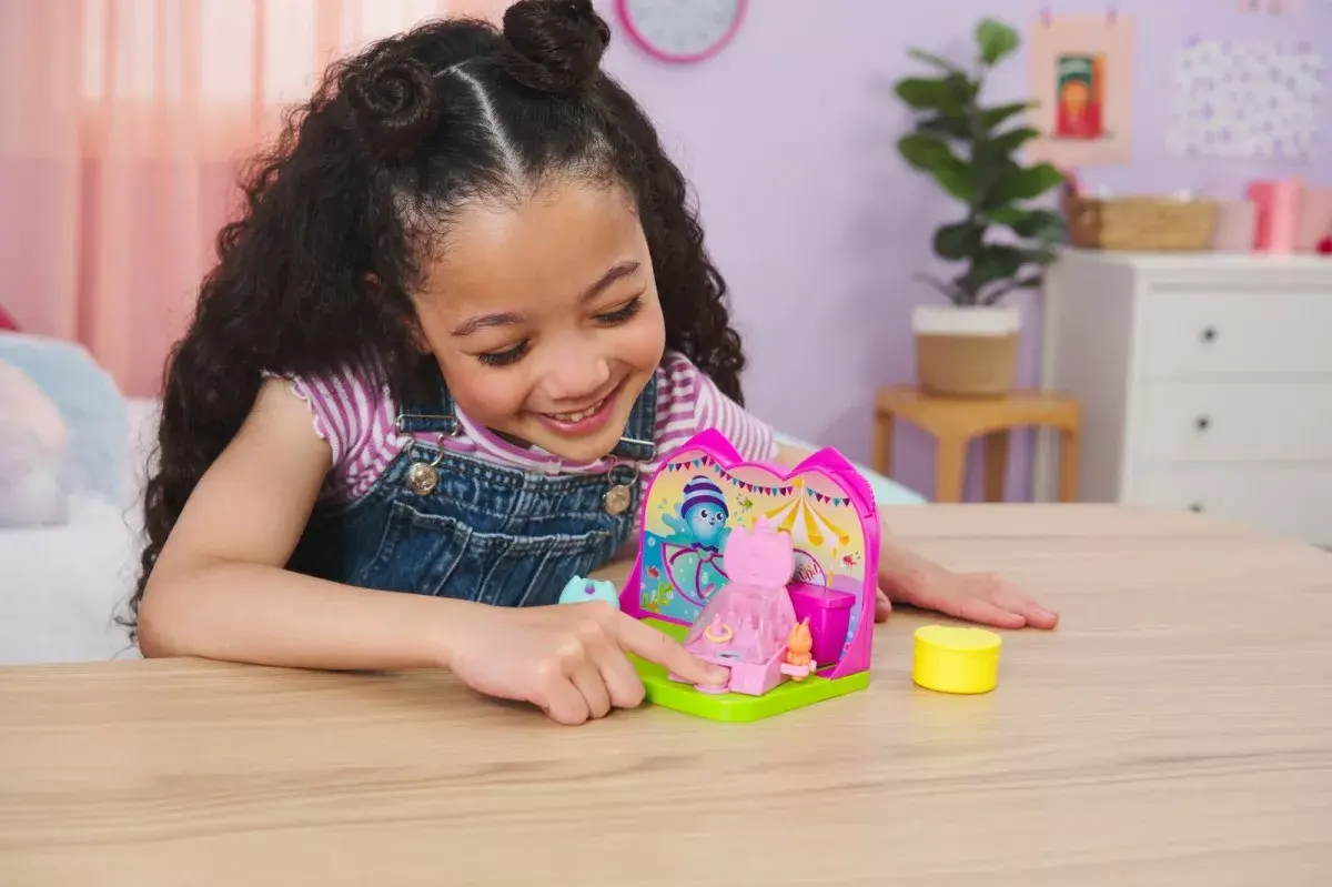 Spin Master Gabby's Dollhouse Carnival Room — figūru komplekts Photo 14