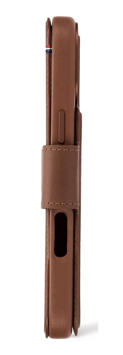 Decoded leather detachable wallet case — iPhone 16 Pro Photo 4