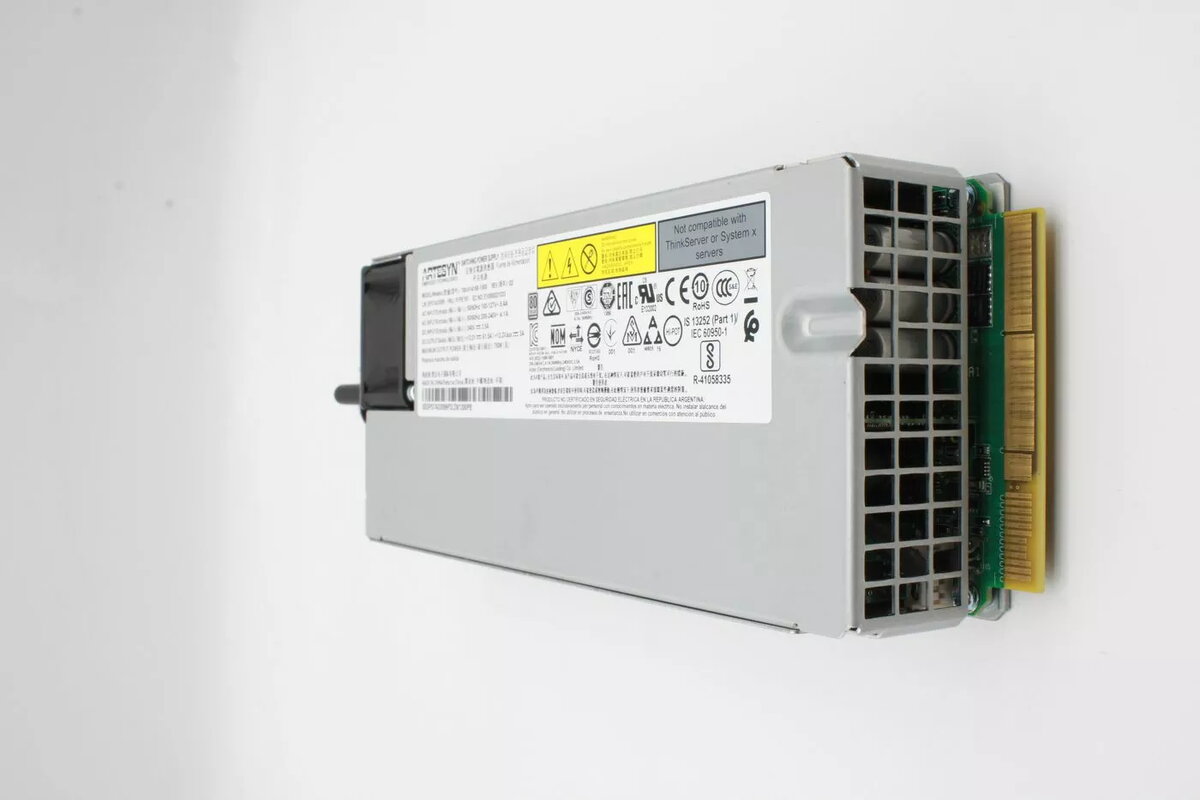 Barošanas bloks Lenovo Artesyn 750W PT