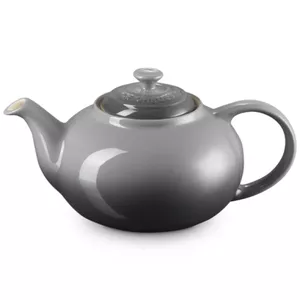 Le Creuset ceramic kettle 1.3 L gray, stoneware tea kettle, 1.3L capacity