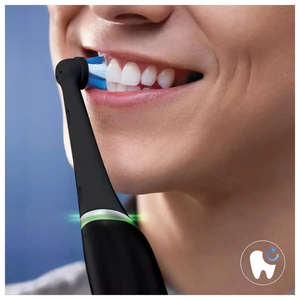 Oral-B iO Ultimate Clean Photo 3