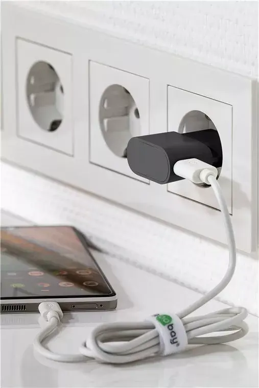 GOOBAY 45298 indoor USB charger 5V Photo 2