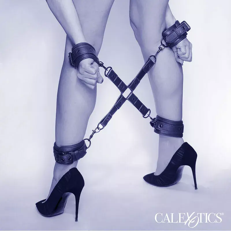 Бондаж CALEXOTICS NOCTURNAL HOG TIE CONNECTOR Photo 6
