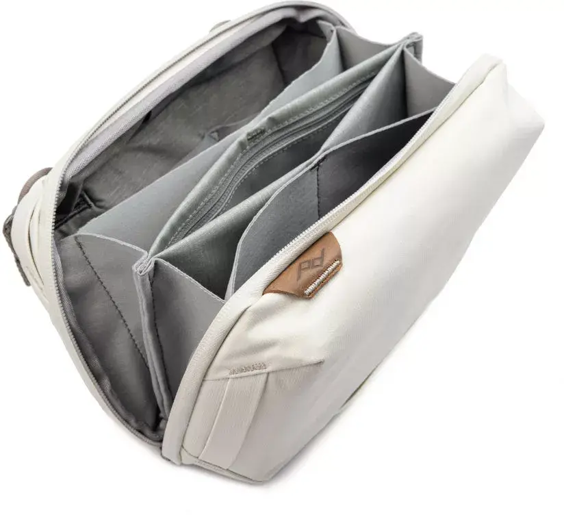 Compact travel tech pouch Peak Design BTP-BO-3 Photo 2