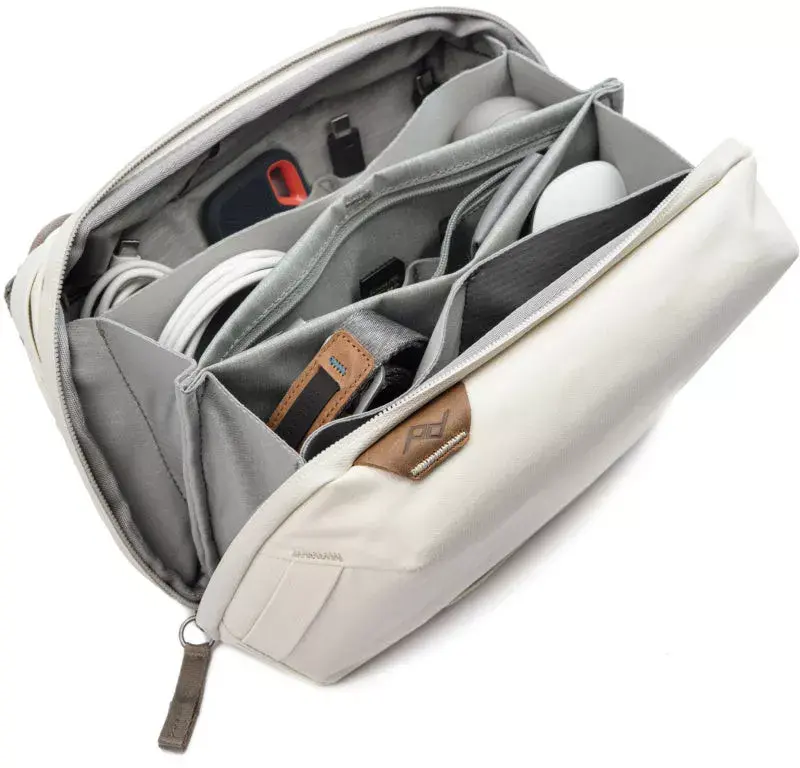 Compact travel tech pouch Peak Design BTP-BO-3 Photo 5