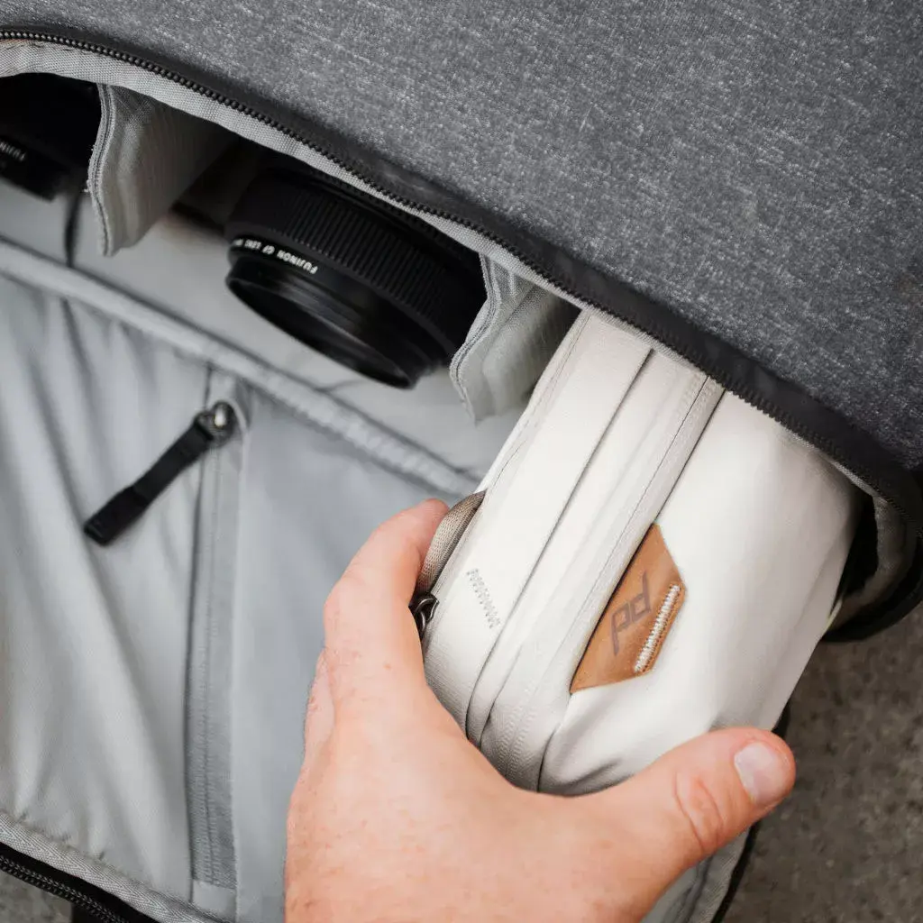 Compact travel tech pouch Peak Design BTP-BO-3 Photo 9