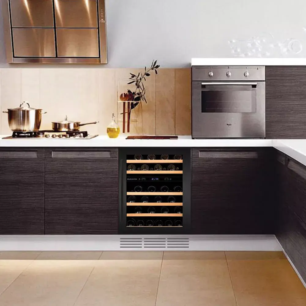 Dunavox DAUF-46.145DBH двухзонный винный шкаф Photo 2