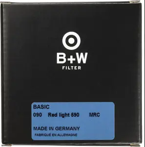 Фотографический фильтр B+W 82 мм Red Light 590 MRC Basic (82 мм, красный свет 590)