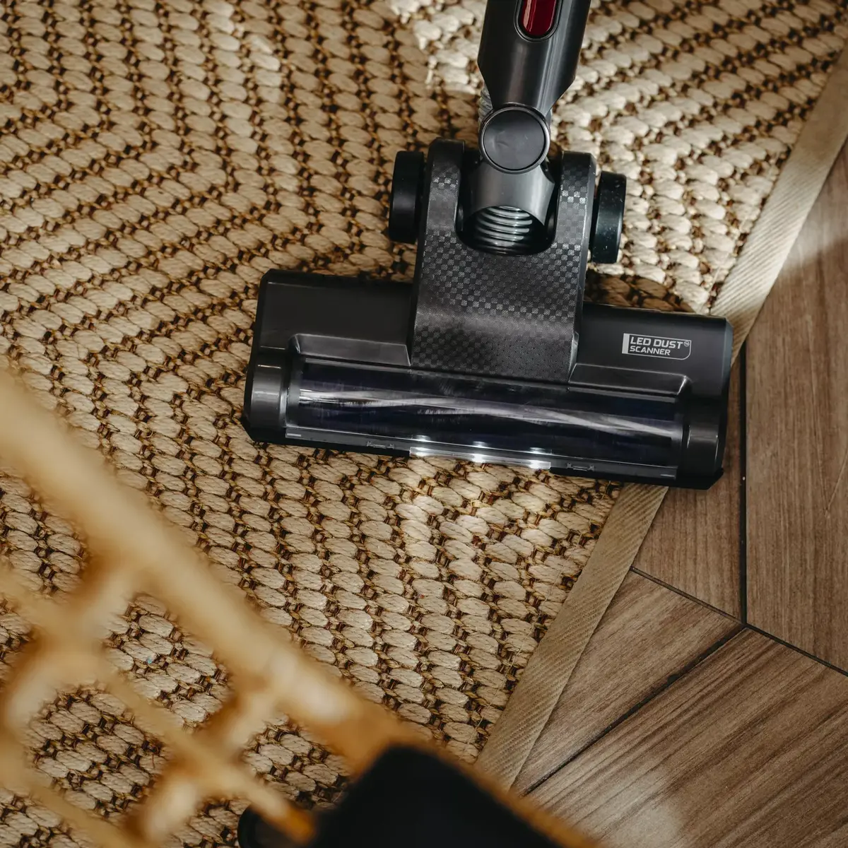 Adler AD 7061 Allergy-friendly PRO беспроводной пылесос Photo 16