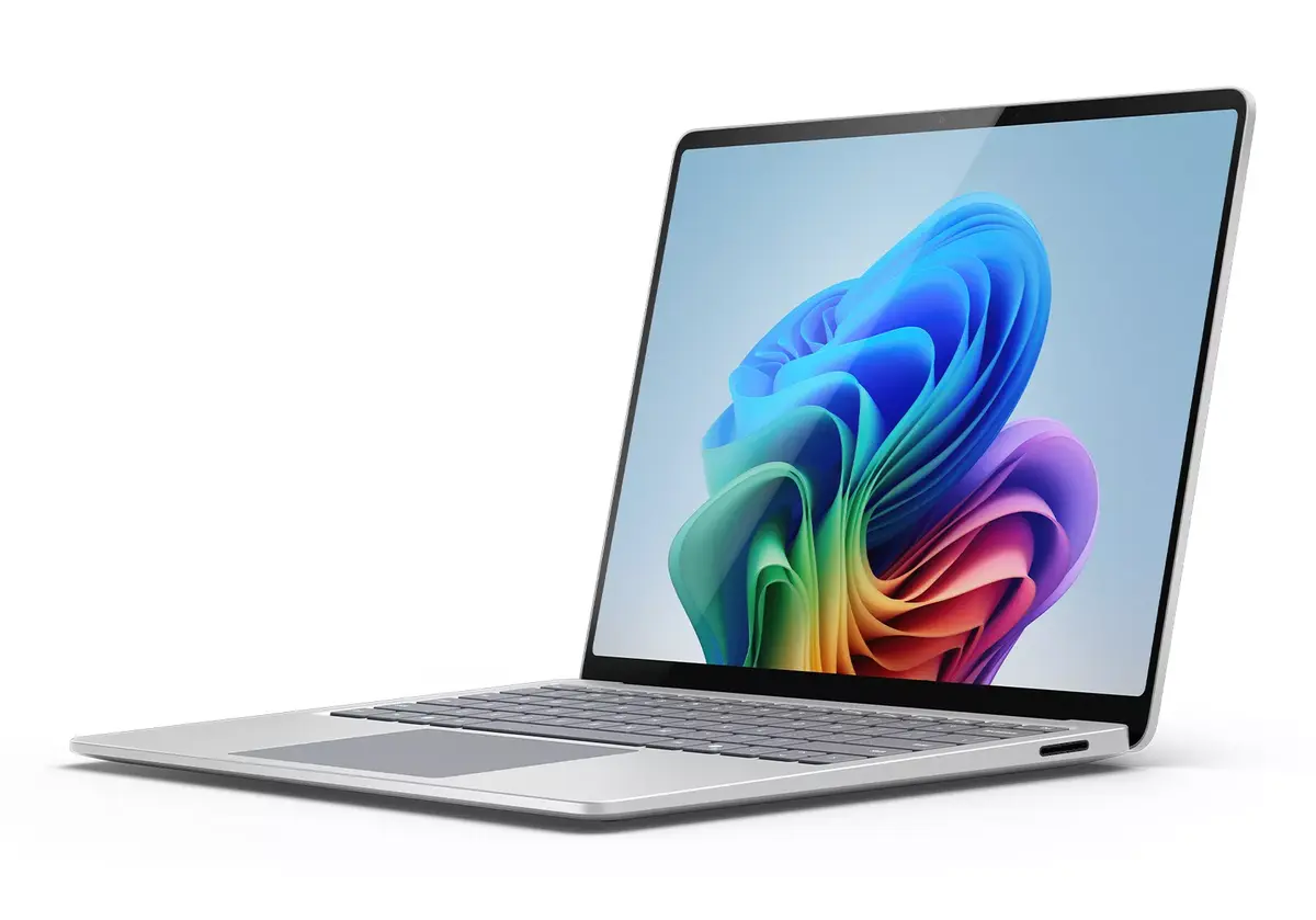 Microsoft Surface Laptop 7 Copilot+ PC ZHG-00005 Photo 2